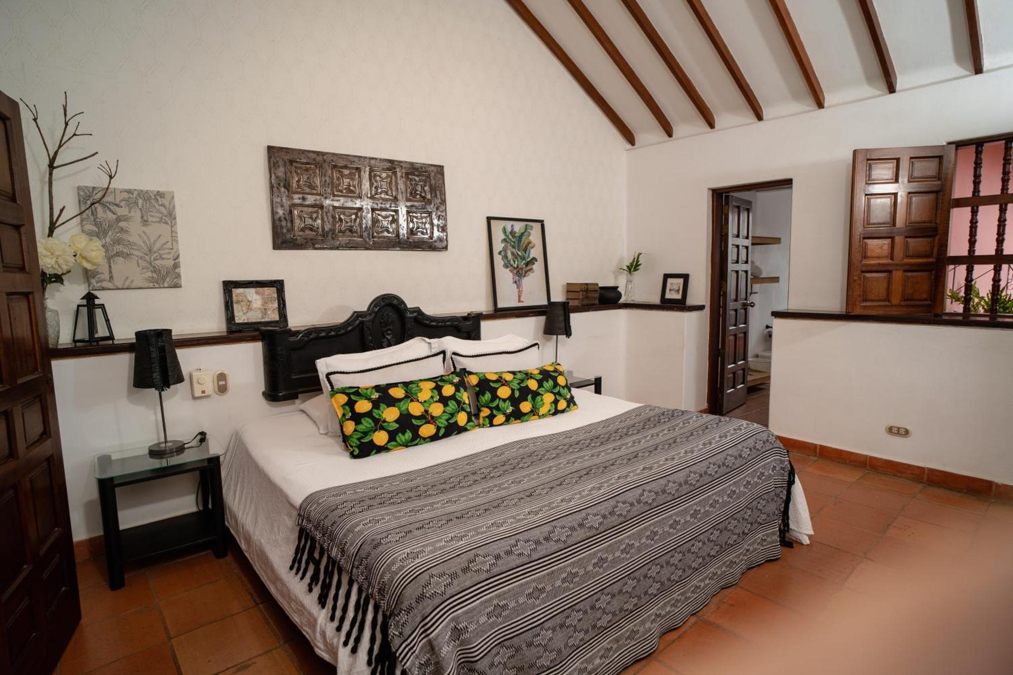 Hotel Boutique Al Alma Santa Fe de Antioquia Bagian luar foto